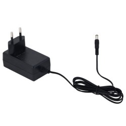 Vtični napajalnik ,črn DC12V/1A